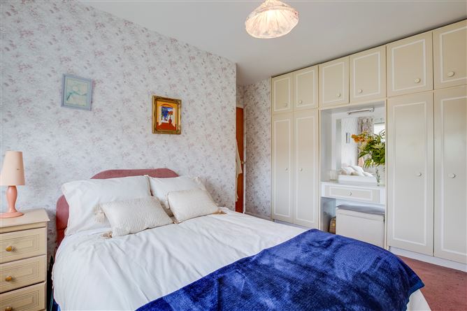 18 Hermitage Close, Rathfarnham, Dublin 16