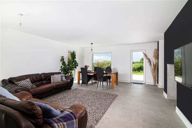 Coniker, Durrow, Tullamore, Co. Offaly