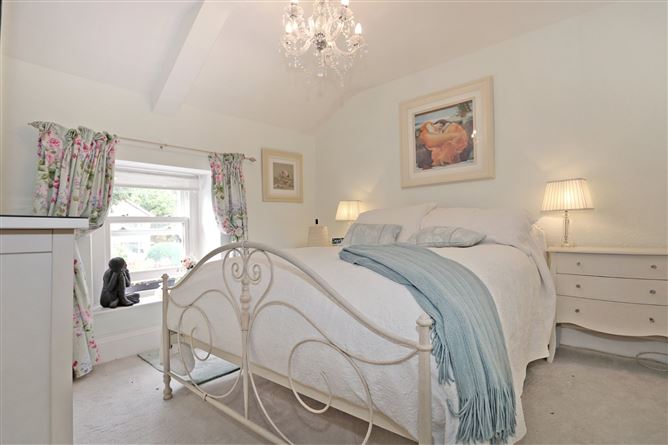 14 Castle Street, Castleconnell, Co. Limerick