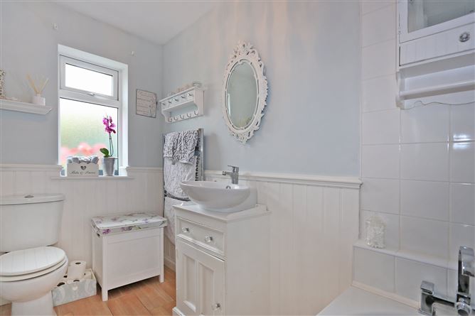 14 Castle Street, Castleconnell, Co. Limerick