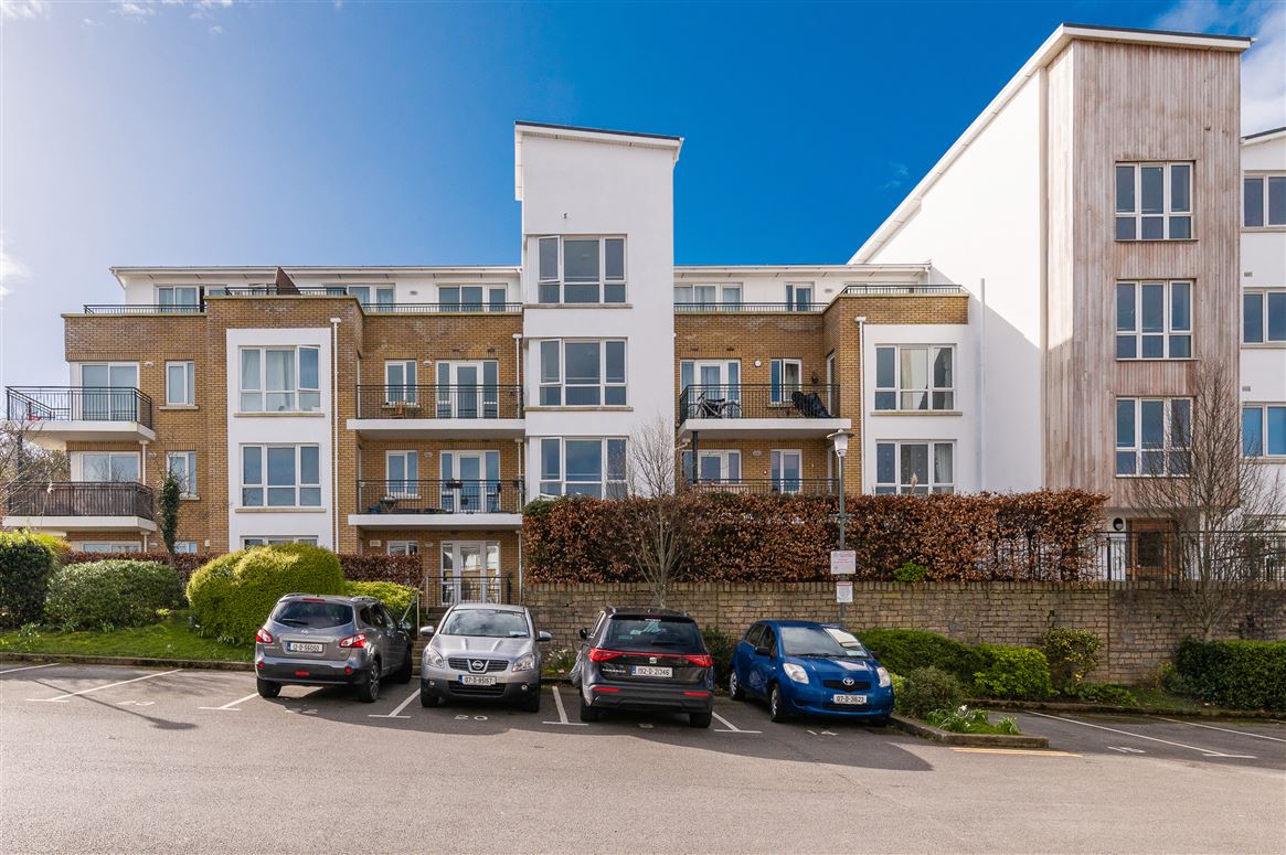 25 Bracken Hill, Simon's Ridge, Blackglen Road, Sandyford, Dublin 18