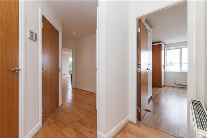 25 Bracken Hill, Simon's Ridge, Blackglen Road, Sandyford, Dublin 18