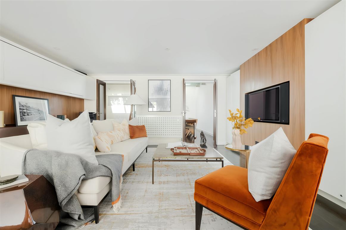 Hyde Park House,London,Greater London,United Kingdom