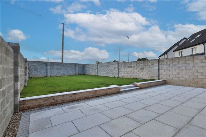 Proudstown Road, Navan, Meath