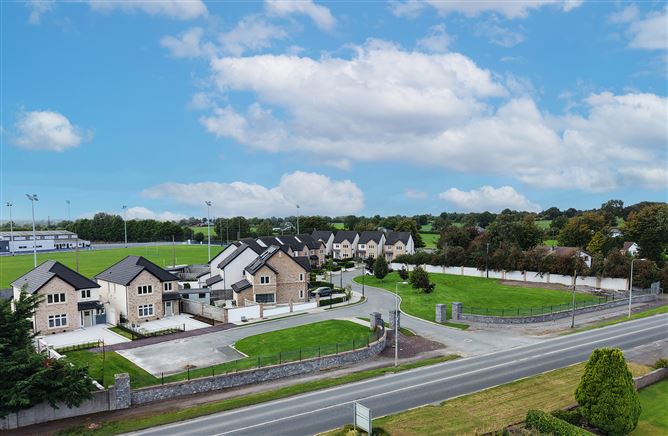 Proudstown Road, Navan, Meath