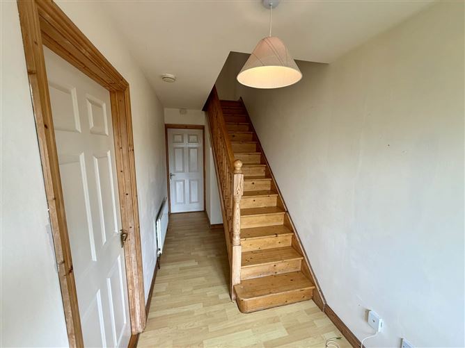 Photo 6 of 27 — 16 Cherryvale, Ballyhaunis, County Mayo