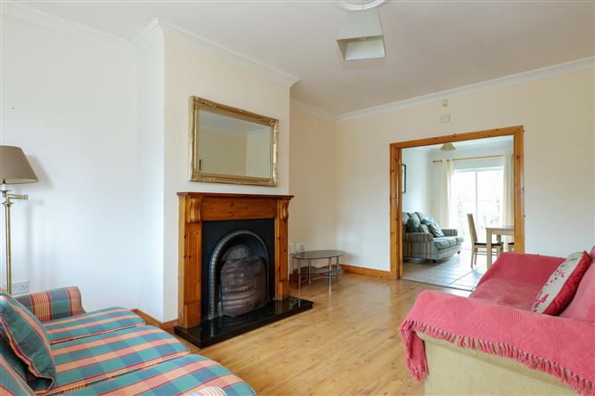 50 An Logan, Western Distributor Road, Knocknacarra, Galway