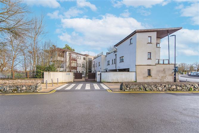 5 Earls Island, Salmon Weir, City Centre, Galway