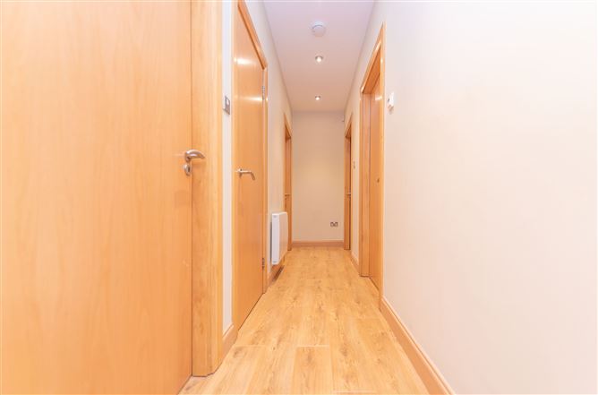 5 Earls Island, Salmon Weir, City Centre, Galway