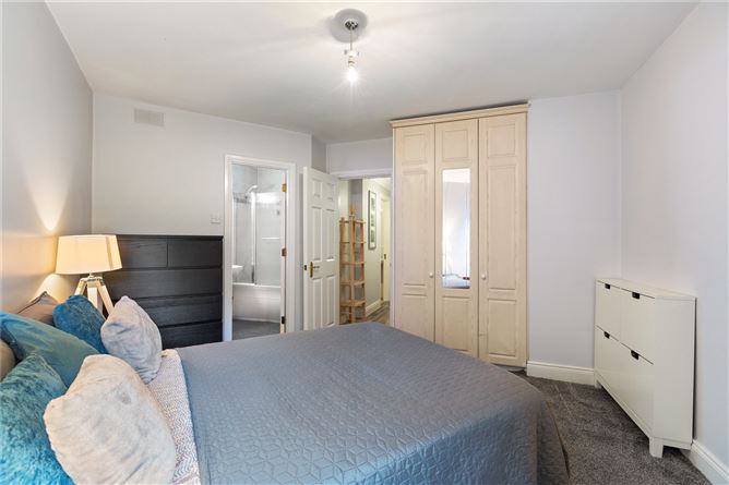 118 Pembroke Square, Grand Canal Street Upper, Ballsbridge, Dublin 4
