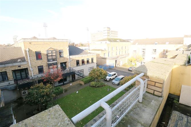 20 St Peters Square, Phibsborough, Dublin 7