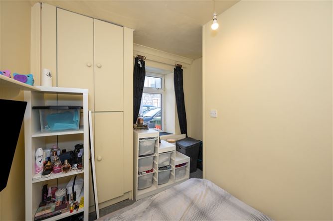 6 College Square, College Road, The Lough, Cork