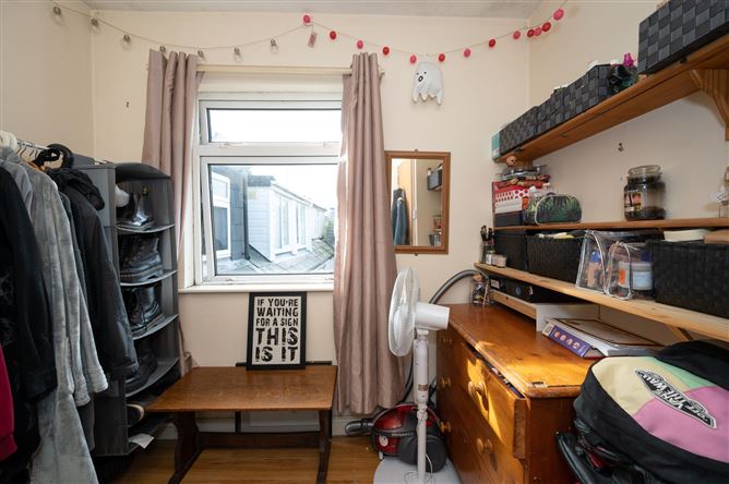 6 College Square, College Road, The Lough, Cork