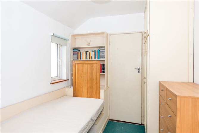 81 Shanliss Road, Santry, Dublin 9