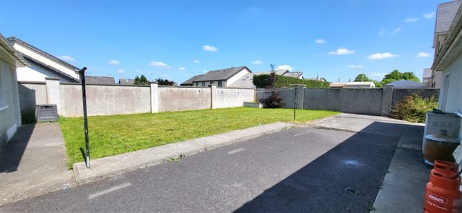 4 The Oaks, Woodlane, Birr, Offaly