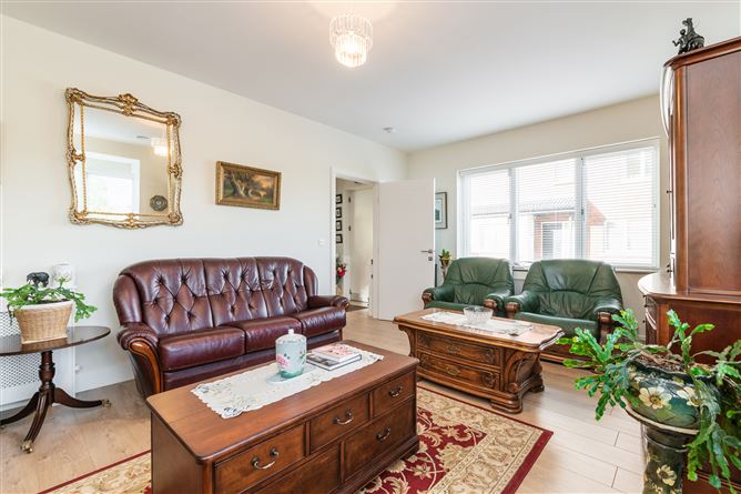 26 Larkfield Way, Leopardstown, Dublin 18