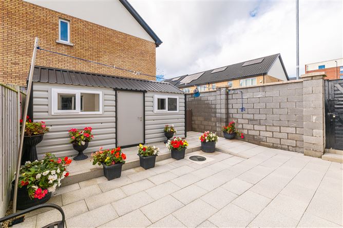 26 Larkfield Way, Leopardstown, Dublin 18