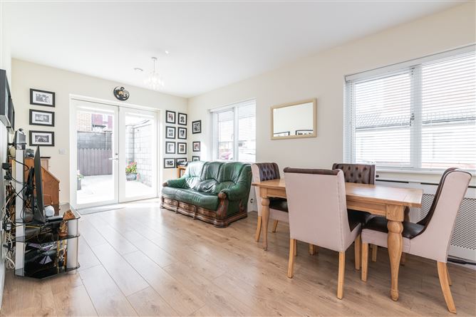 26 Larkfield Way, Leopardstown, Dublin 18
