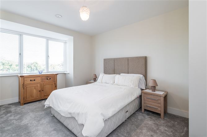 26 Larkfield Way, Leopardstown, Dublin 18