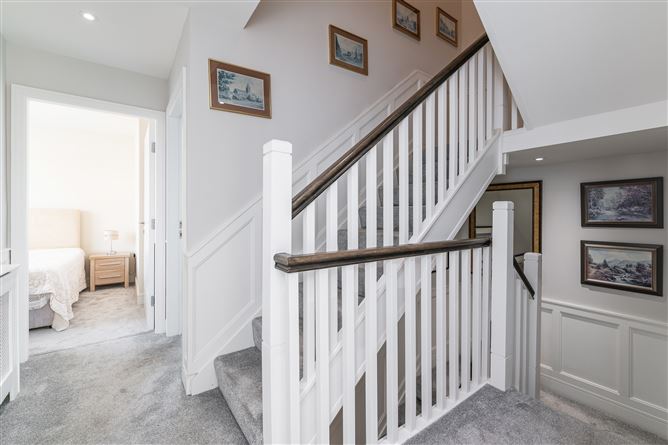 26 Larkfield Way, Leopardstown, Dublin 18