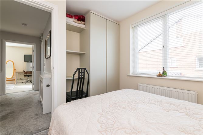 26 Larkfield Way, Leopardstown, Dublin 18