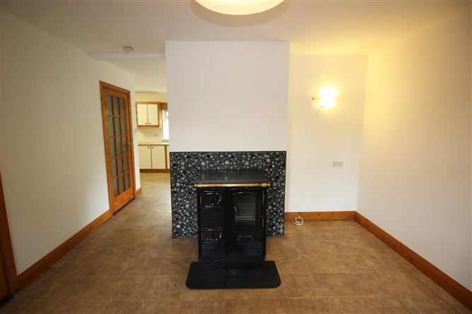 9 Sally Gardens, Millstreet Road, Macroom, Cork