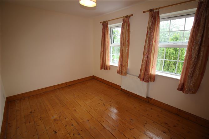 9 Sally Gardens, Millstreet Road, Macroom, Cork