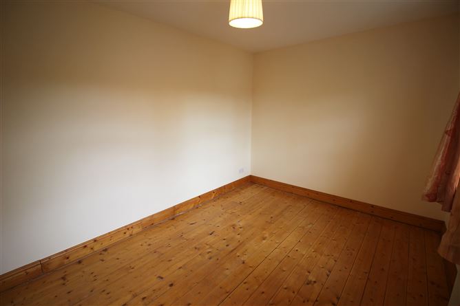 9 Sally Gardens, Millstreet Road, Macroom, Cork