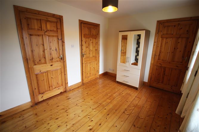 9 Sally Gardens, Millstreet Road, Macroom, Cork