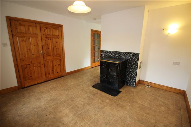 9 Sally Gardens, Millstreet Road, Macroom, Cork