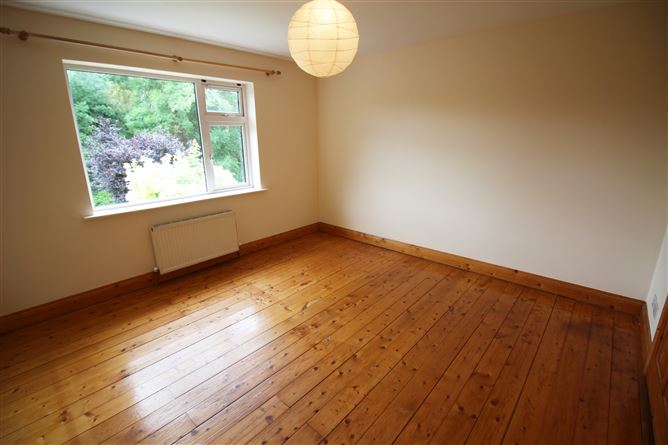 9 Sally Gardens, Millstreet Road, Macroom, Cork