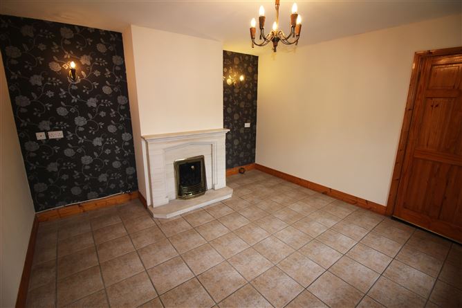 9 Sally Gardens, Millstreet Road, Macroom, Cork
