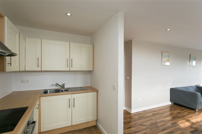 13 Rockbrae Hall, Ticknock Hill, Sandyford, Dublin 18