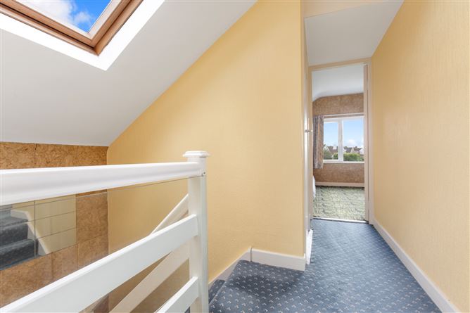 9 Avondale Park, Killiney, Co. Dublin