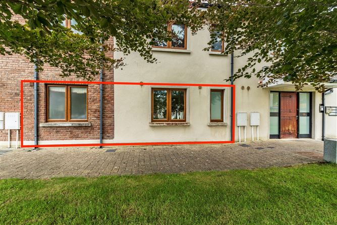 https://photos-a.propertyimages.ie/media/0/4/4/4943440/cb974db3-118c-4a1f-bf45-24dd7c71b81a_l.jpg