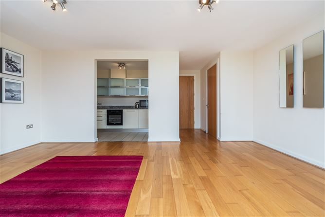 https://photos-a.propertyimages.ie/media/0/4/4/4943440/cb974db3-118c-4a1f-bf45-24dd7c71b81a_l.jpg