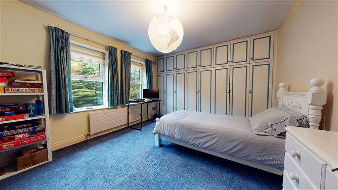 https://photos-a.propertyimages.ie/media/0/4/4/4962440/e6b2dfd5-af3c-4078-b778-198aad2f522e_l.jpg