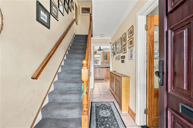 16 Inbhir Ide Drive, Malahide,   County Dublin