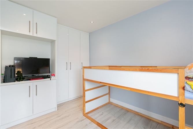 23 Knockmore Grove, Tallaght, Dublin 24