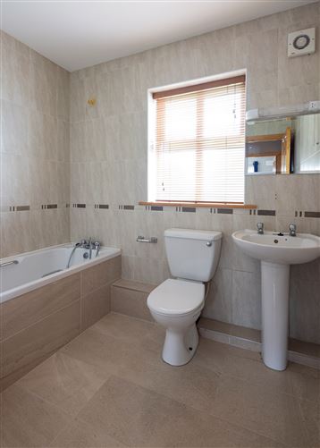 1E Edgeworth Court, Longwood, Enfield, Co. Meath