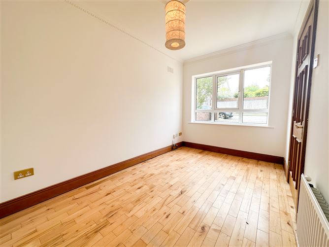 3 Meadowfields, Sandyford, Dublin 18