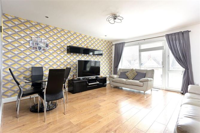 Hannah Square, 5 St. Edmunds, Lucan, Dublin