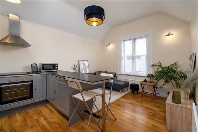 Flat 3, 2 Saint Peter`s Road, Phibsborough, Dublin 7, County Dublin
