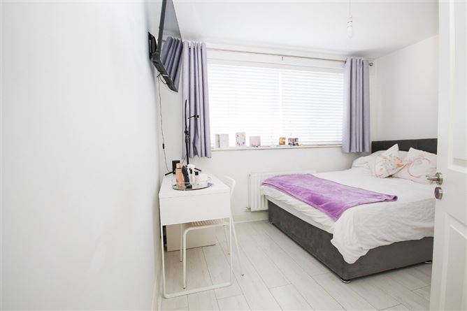 48 The Crescent, Millbrook Lawns, Tallaght, Dublin 24.