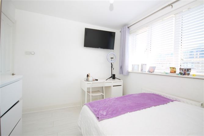 48 The Crescent, Millbrook Lawns, Tallaght, Dublin 24.