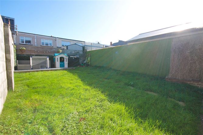 48 The Crescent, Millbrook Lawns, Tallaght, Dublin 24.