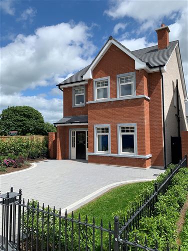 https://photos-a.propertyimages.ie/media/0/4/5/4957540/dd426f95-cb9c-4848-a209-29e76634e474_l.jpg
