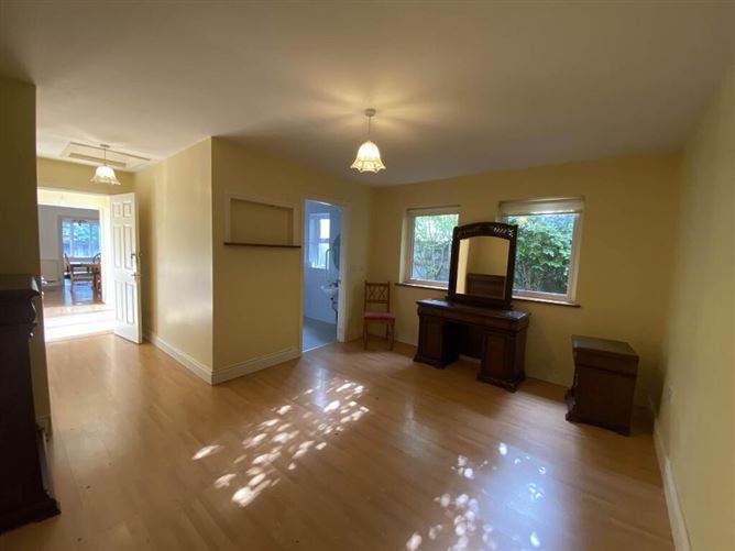 10 The Grove, Millersbrook, Nenagh, Tipperary