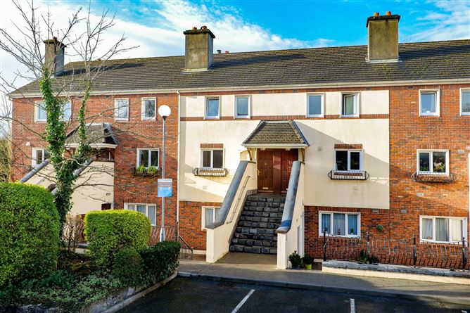 25 Glenmore, College Road, Galway