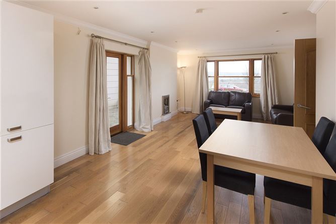 9 Estuary Court, Rochestown, Cork